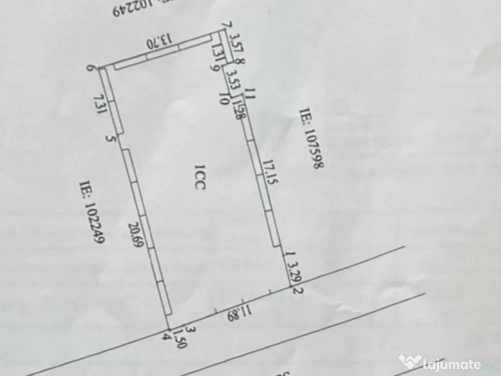 Teren intravilan Lumina, 371 mp, central, situat langa scoal 