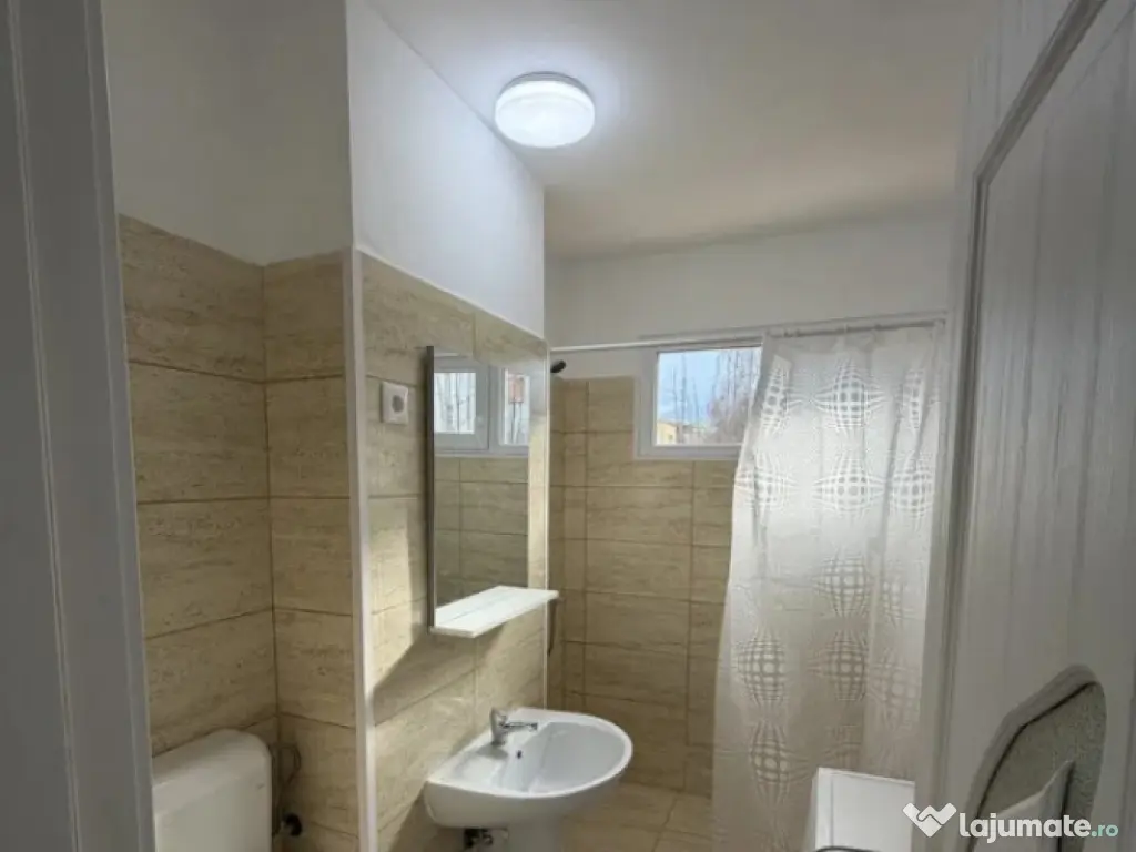 Apartament 2 camere, etaj intermediar, pet friendly, situat 