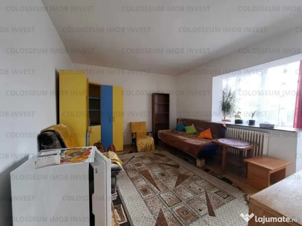 Garsoniera semidecomandata - zona Calea Bucuresti etajul 1