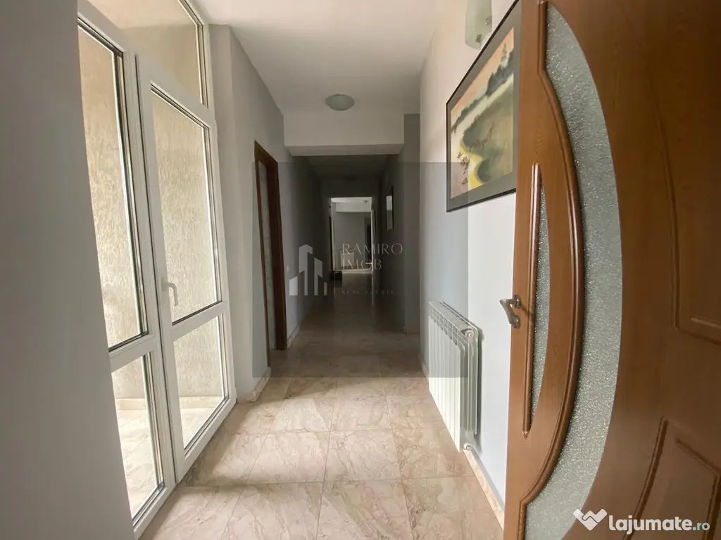 Apartament 5camere 220mp +terasa 210mp Unirii -Pasaj Mara...