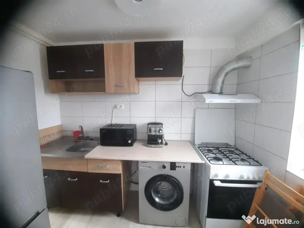 Piata sudului secuilor etaj 10 confort 2