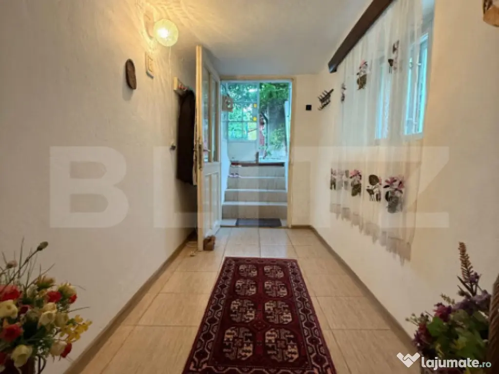 Proprietate 140 mp, 800 mp teren, zona Centru 