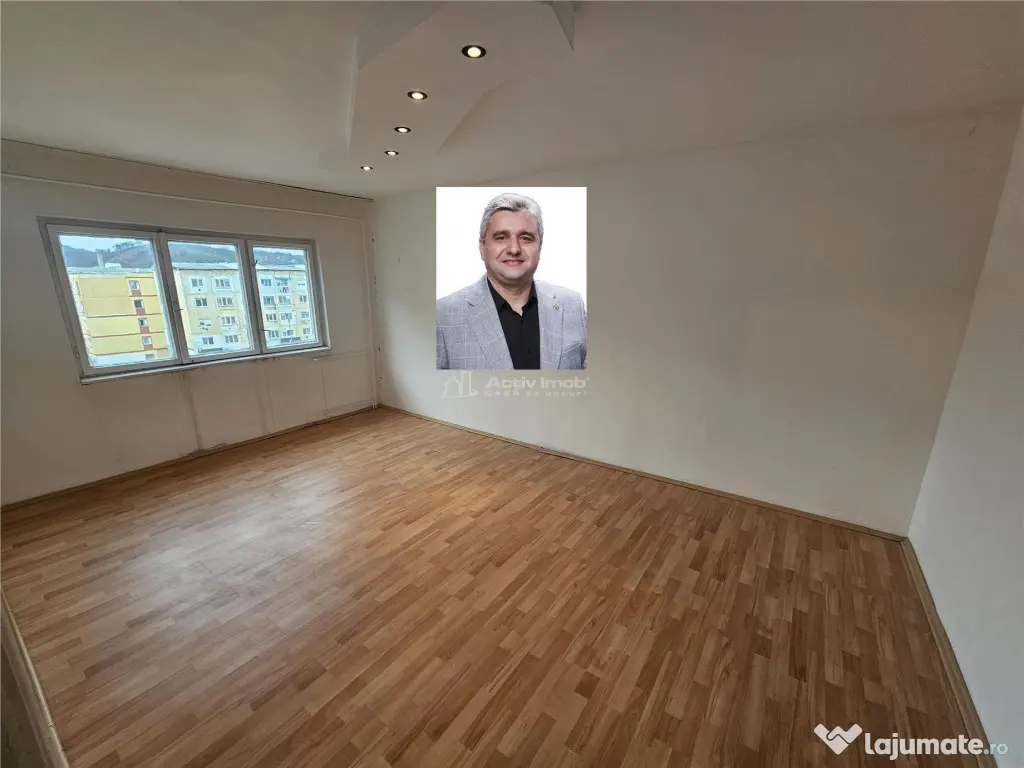 Resita, 3 Cam. Dec., Micro 4 