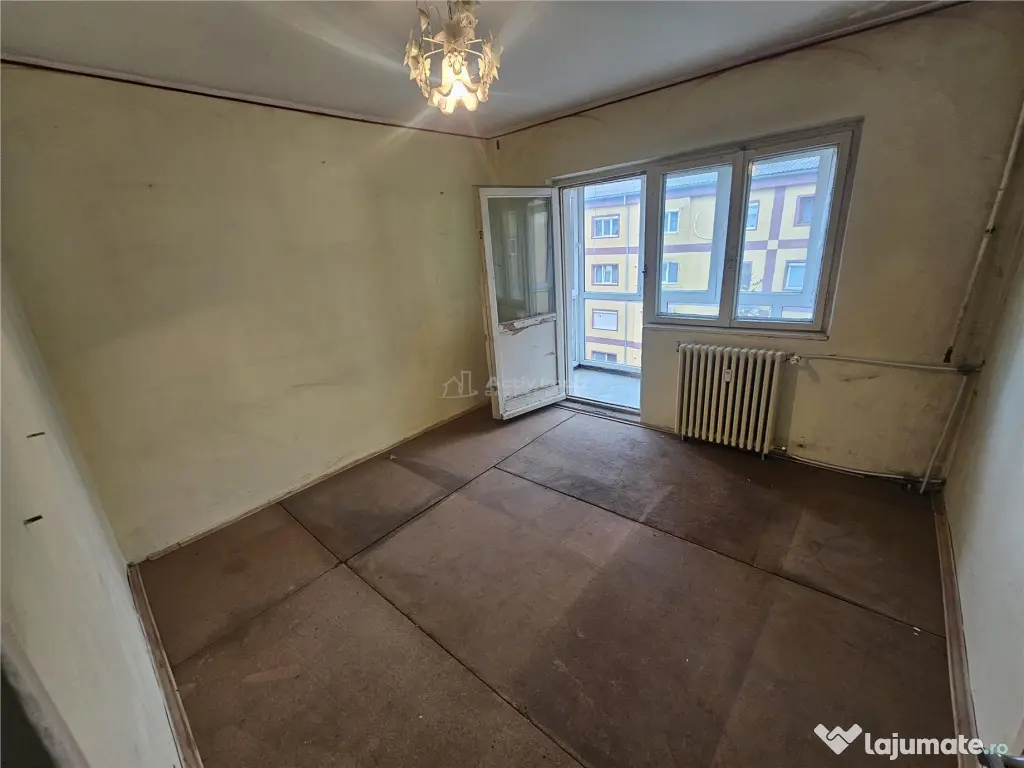 Resita, 3 Cam. Dec., Micro 4 