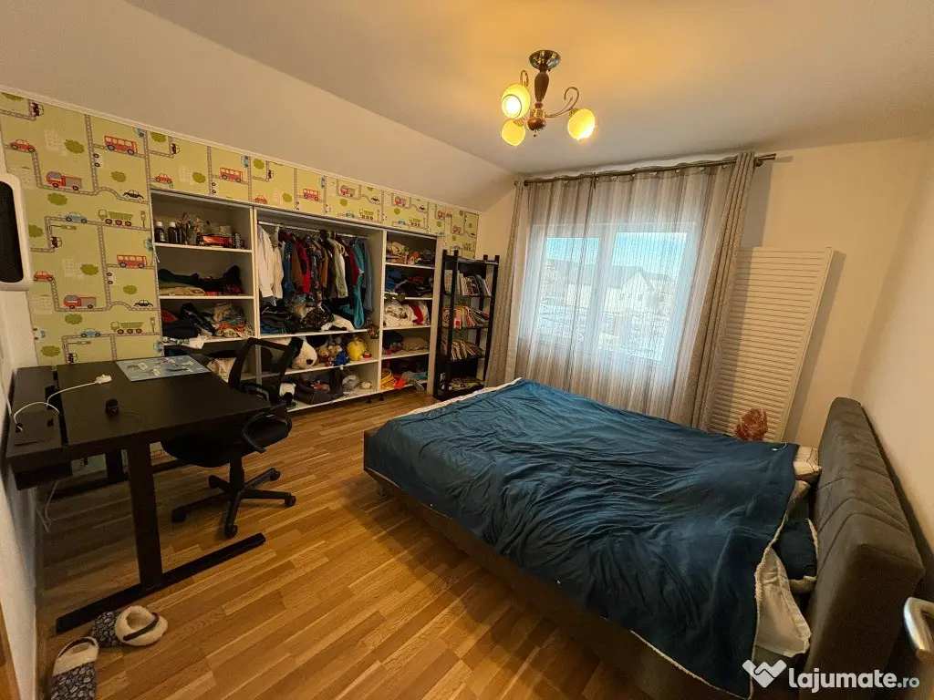 Casa 4 dormitoare renovata finisaje premium teren 459mp Lumina 