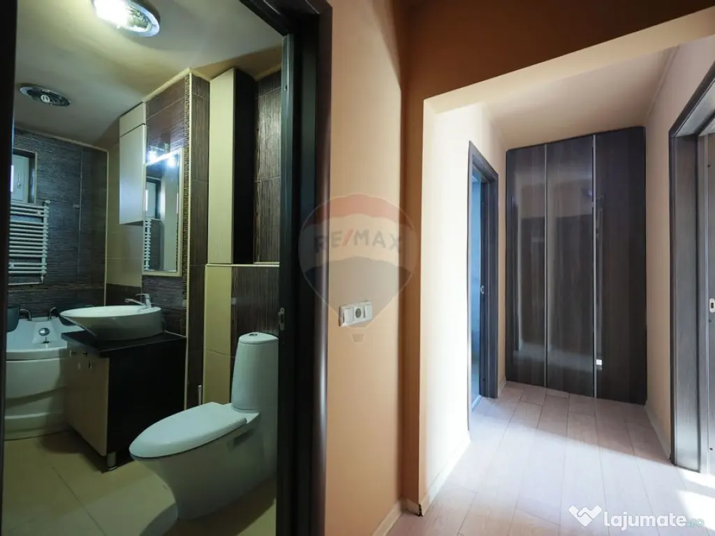 Apartament cu 3 camere de închiriat, în zona Rogerius 