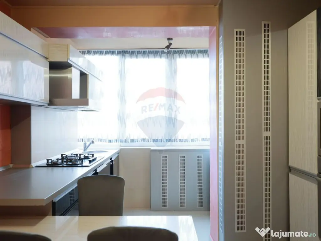 Apartament cu 3 camere de închiriat, în zona Rogerius 