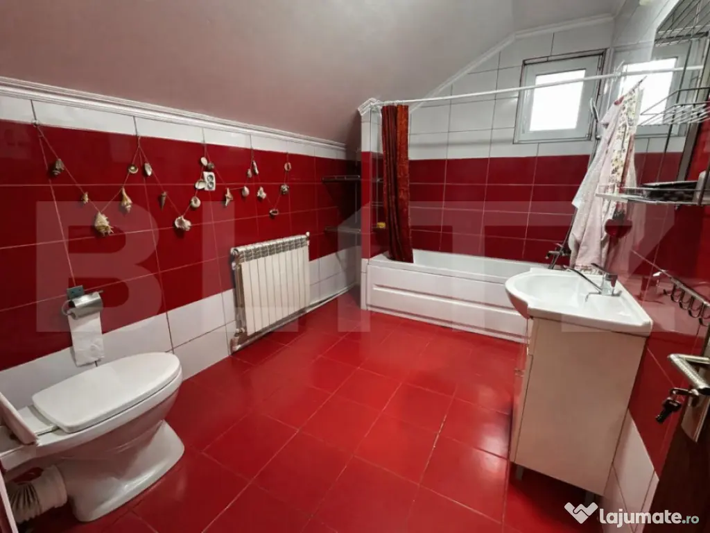 Casa individuala cu 3 camere si teren 640mp,Vintul de jos 