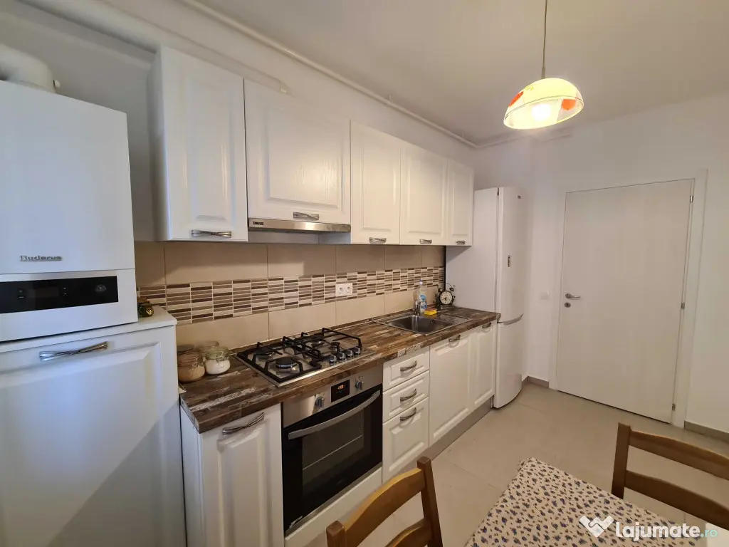 Dristor bloc nou baba novac 