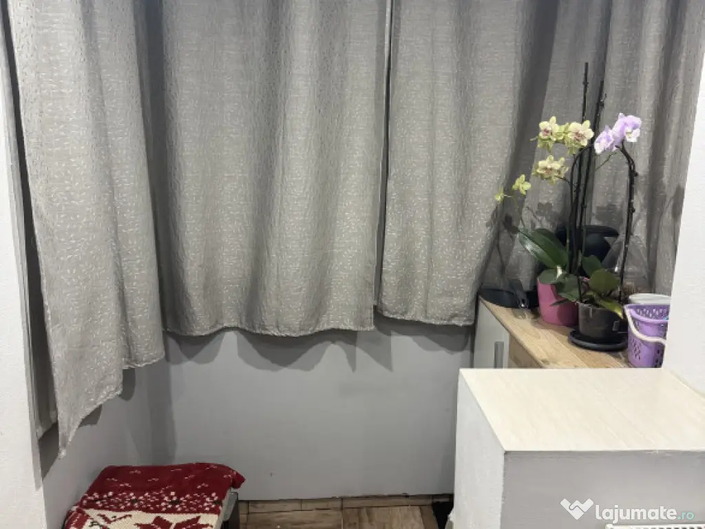 Apartament 3 camere Zona Monument fix langa spital 