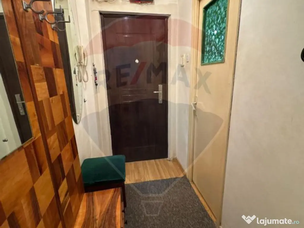 Apartament cu 2 camere de vânzare în zona Valea Rosie 
