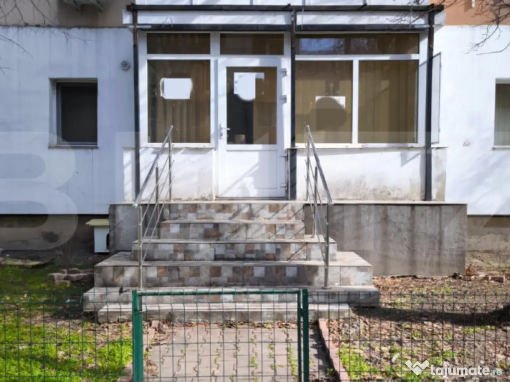 Spatiu comercial, 56 mp, parter, stradal, zona Craiovita-Ele