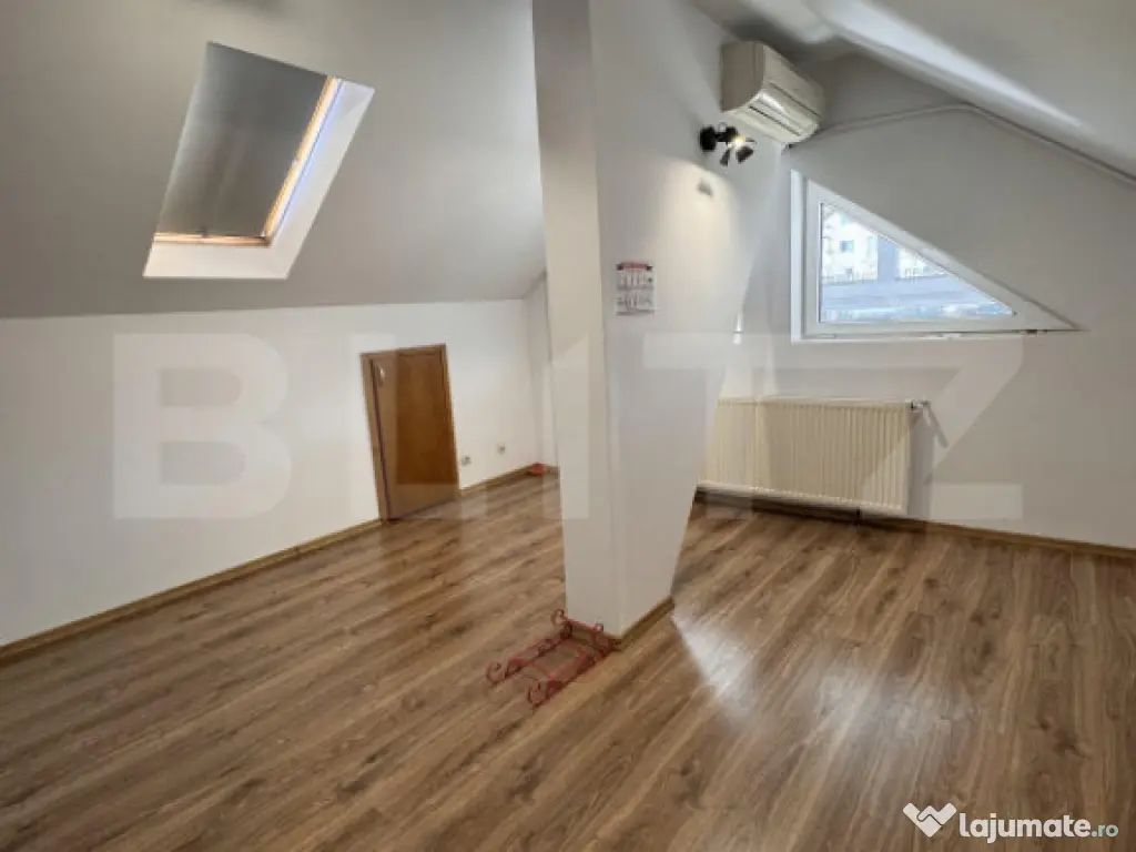 Casa individuala, 330 mp, 6 locuri parcare, Zorilor 