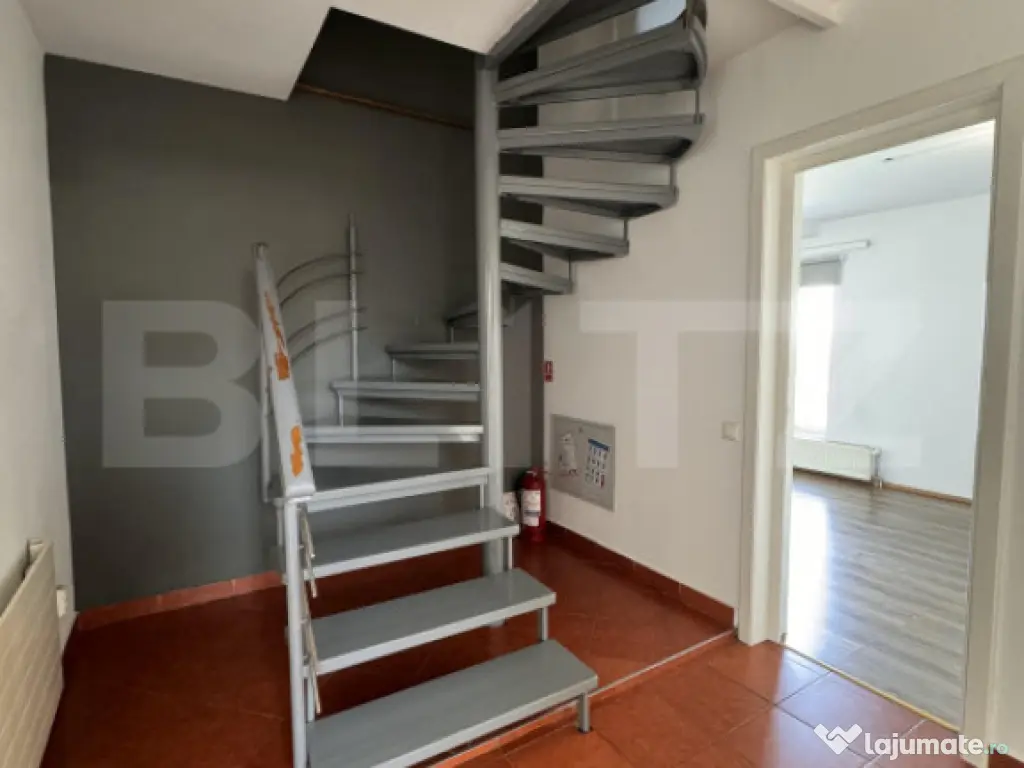 Casa individuala, 330 mp, 6 locuri parcare, Zorilor 