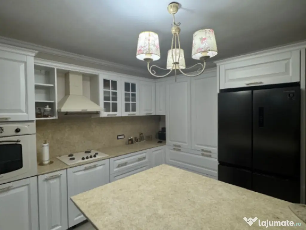 Casă spațioasă, panouri solare, Damila 