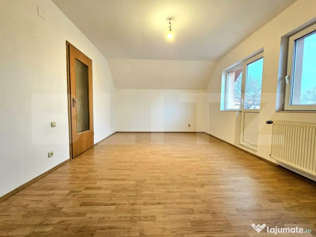 Casa Individuala, 200 mp + Curte , P+1E, 150 mp, zona Girocu 