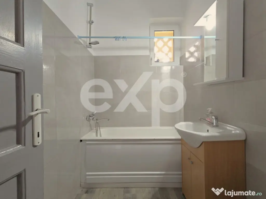 Apartament două camere Astra blocuri tip vila 