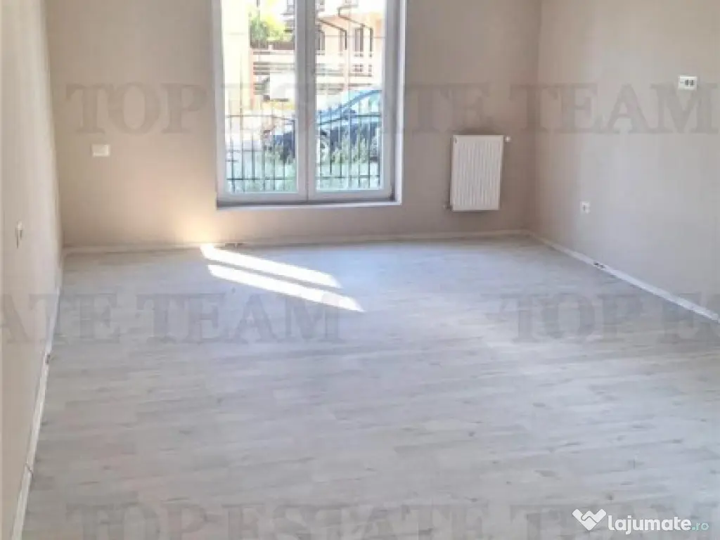 For Sale/Villa Family/Complex Privat/Lac/Crevedia 