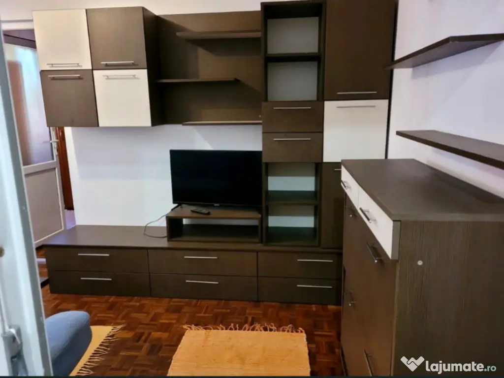 Apartament 2 camere, 33 mp, zona Valea Rosie