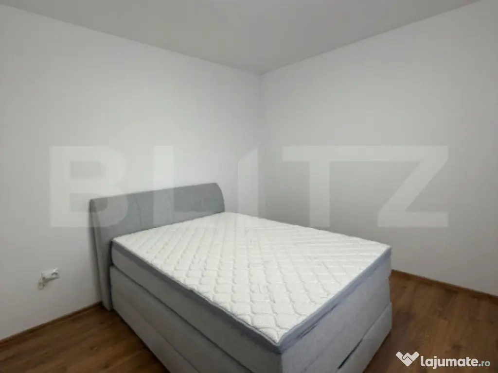 Apartament 3 camere, 2 bai, parcare, prima inchiriere, zona 