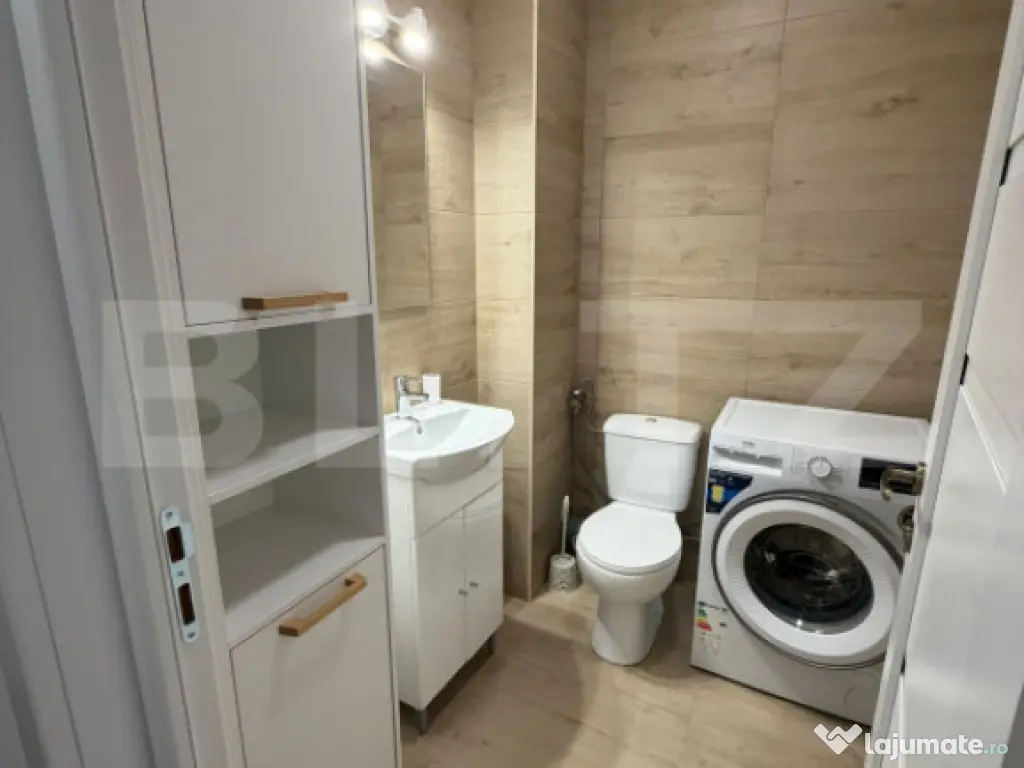 Apartament 3 camere, 2 bai, parcare, prima inchiriere, zona 