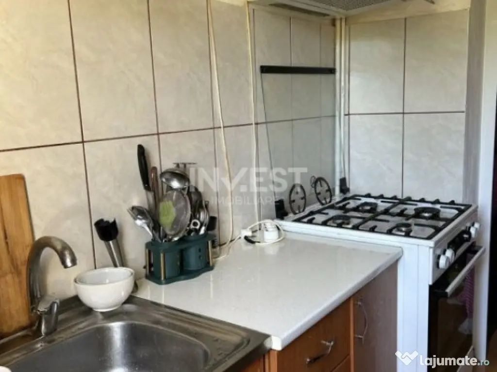 Apartament de vanzare 3 camere, zona Pacurari, Iasi 