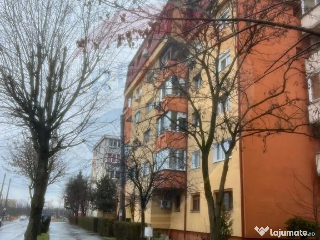 Apartament 3 camere, decomandat, Micalaca 300 -N.Titulesc...