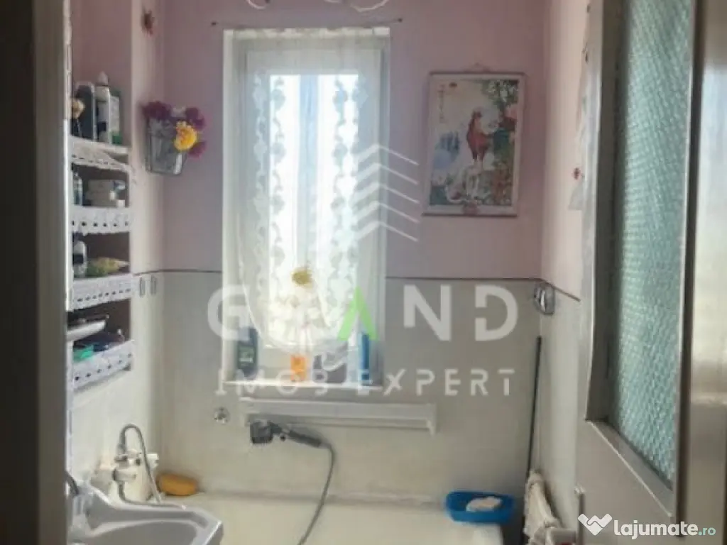 OPORTUNITATE!Garsonieră | 27,5 mp | Balcon închis | Mără 