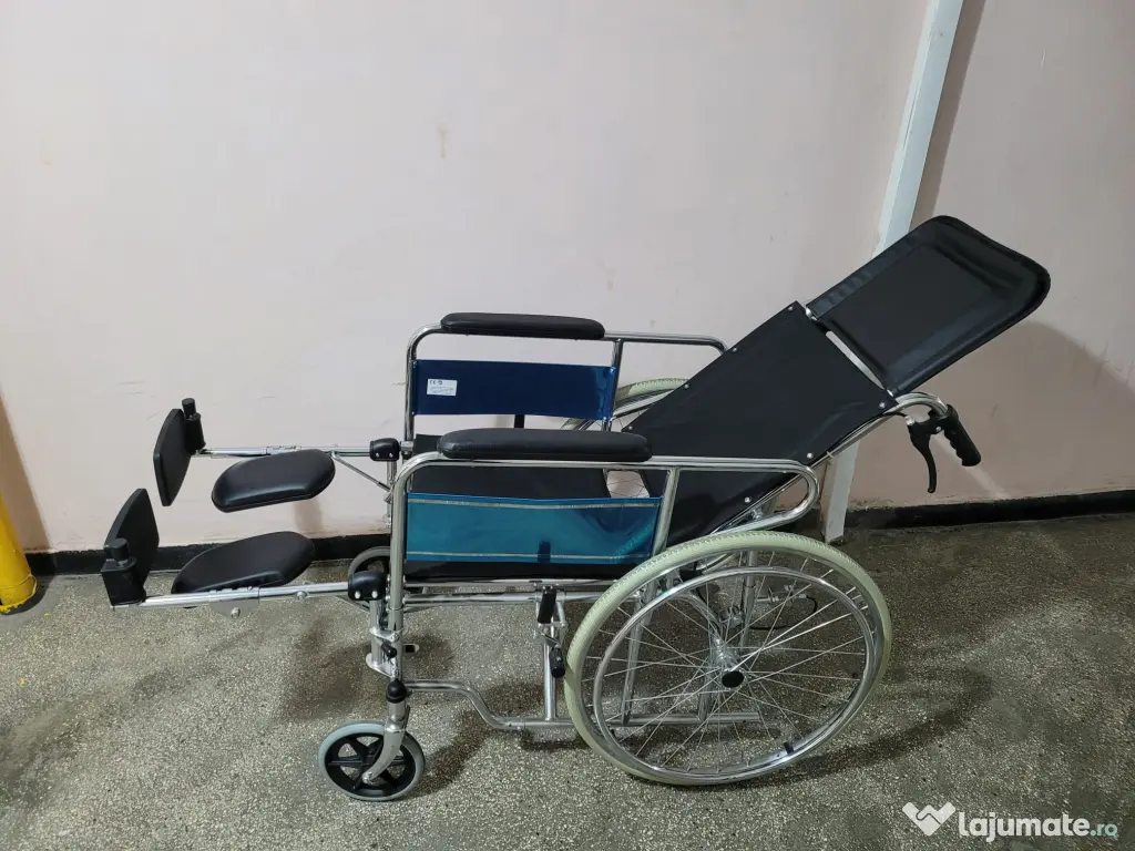 Scaun rulant pntru persoane cu dizabilitati, cu spatar rabatabil 