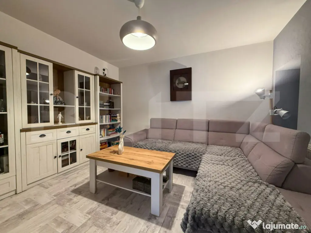 Casă renovată 2023, Curte proprie în curte interioa