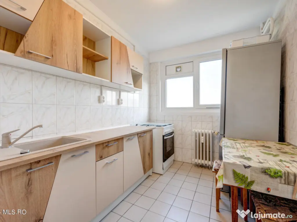 Apartament 2 camere, Titan, zona 1 Decembrie 