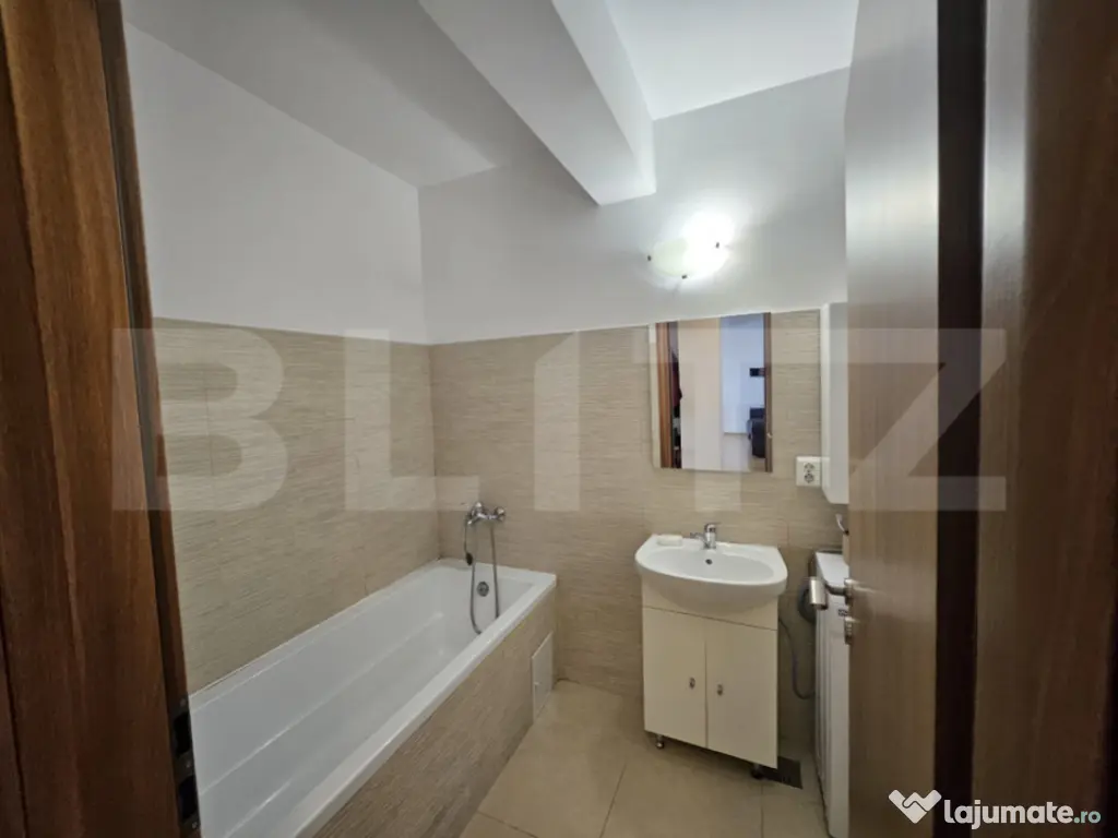 Apartament semidecomandat cu 2 camere, mobilat si utilat, pa 