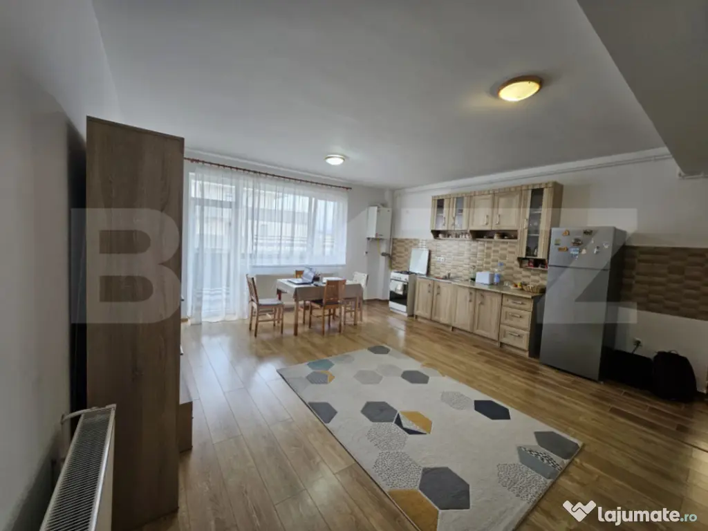 Apartament semidecomandat cu 2 camere, mobilat si utilat, pa 