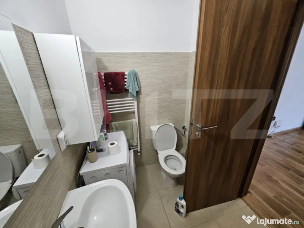 Apartament semidecomandat cu 2 camere, mobilat si utilat, pa 