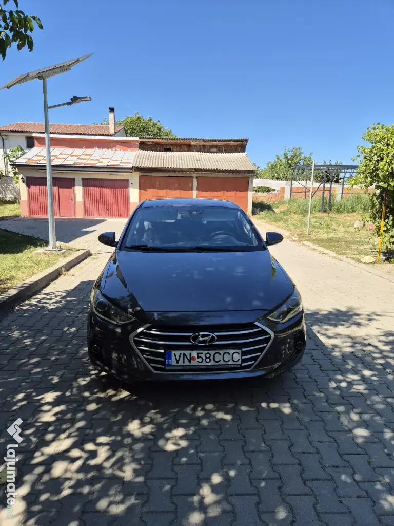 VAND HYUNDAI ELANTRA