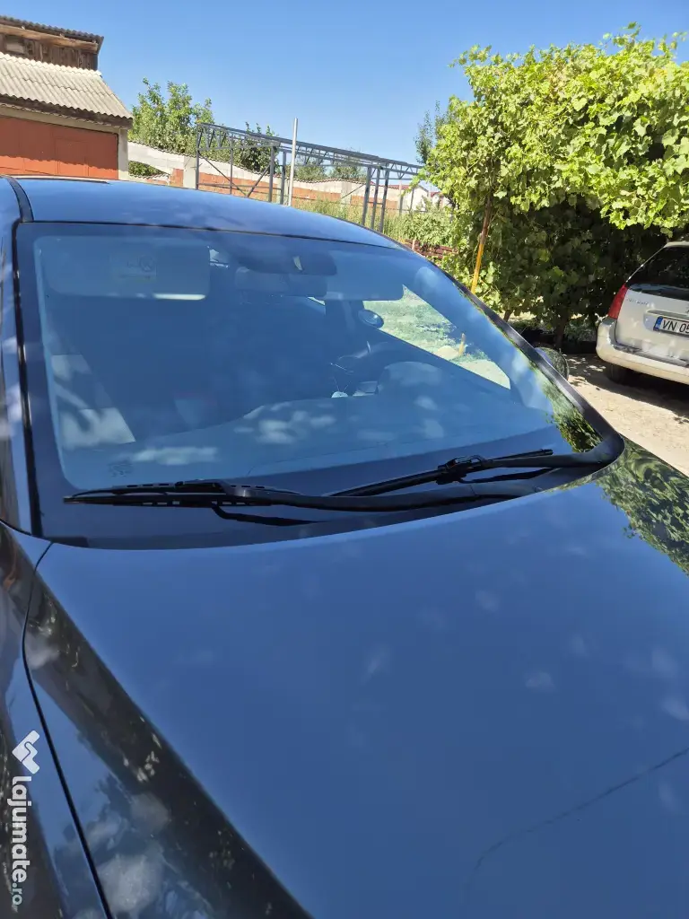 VAND HYUNDAI ELANTRA