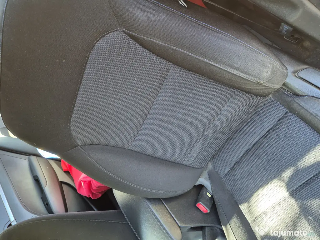 VAND HYUNDAI ELANTRA