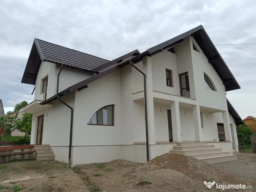 Vila de LUX in Scheia 