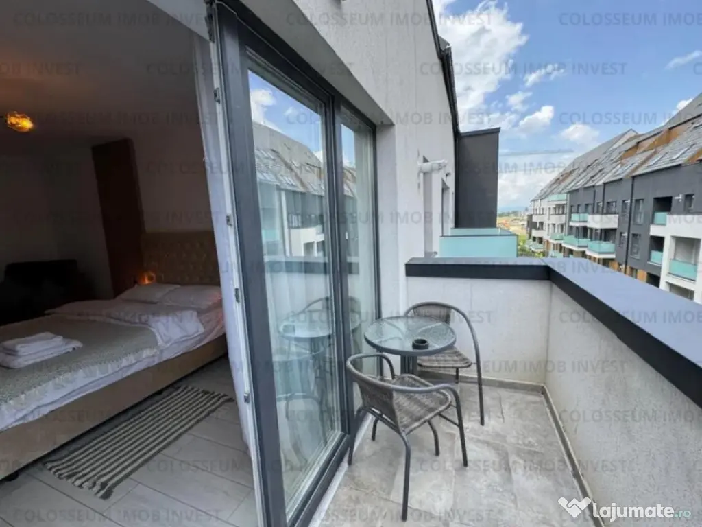 Garsoniera decomandat - zona Tractorul 