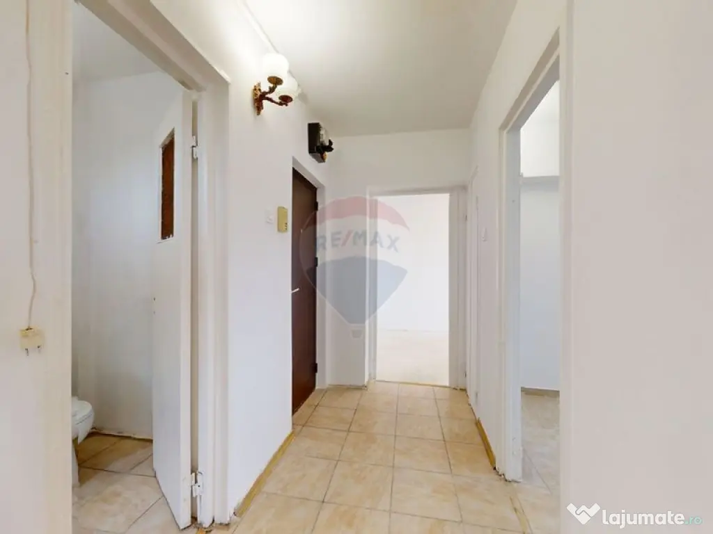 DECOMANDAT| Zona ASTRA | 58 MP TOTALI | PRIVELISTE |