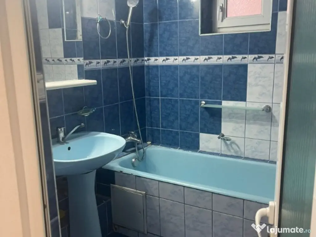 Apartament 4 cam de inchiriat 