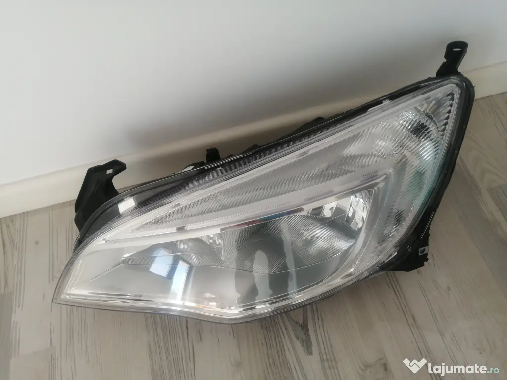 far Opel Astra J stanga 
