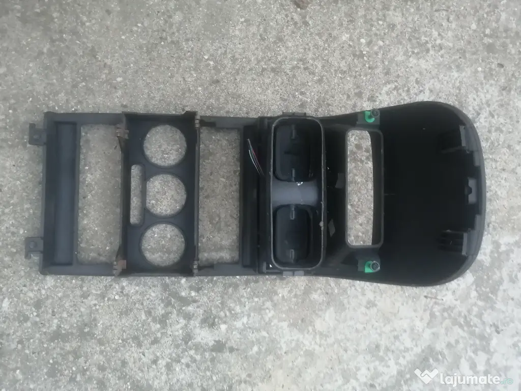 consola Opel Astra G 80 lei 