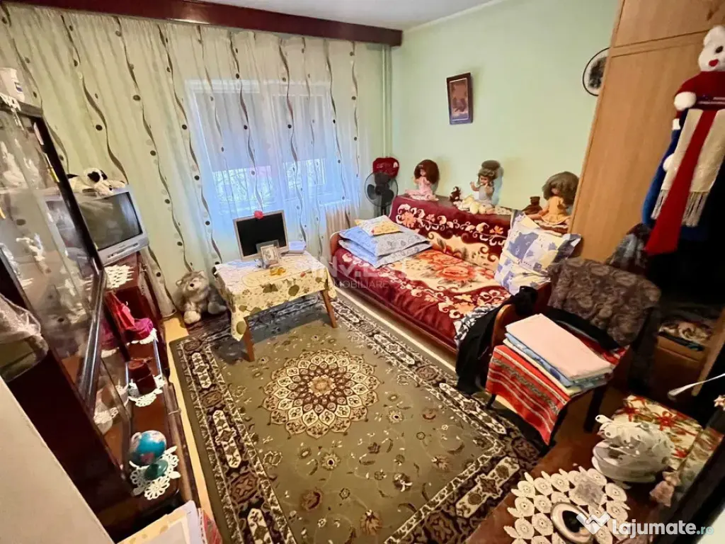 Apartament de vanzare 3 camere, zona Canta, Iasi 