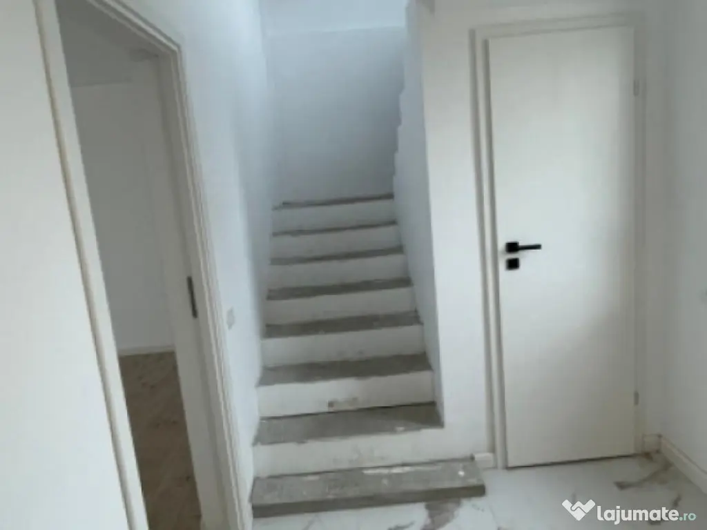 Casă modernă P+1, terasă generoasă, priveliște superbă 