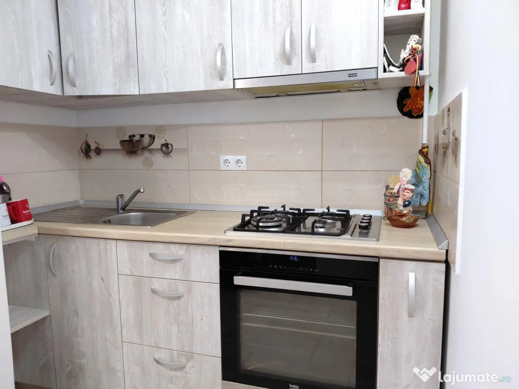 Baia Mare | Apartament 3 Camere Etaj 1 decomandat renovat 