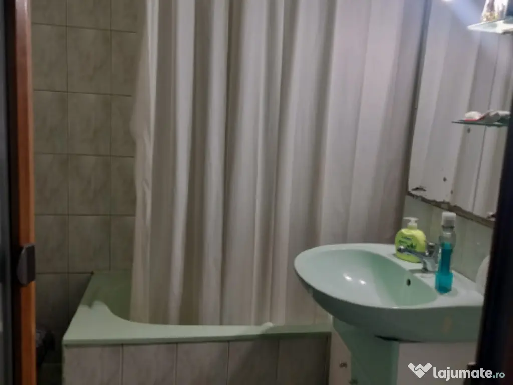 Apartament 2 camere, 49 mp, zona Policlinica - Bals 