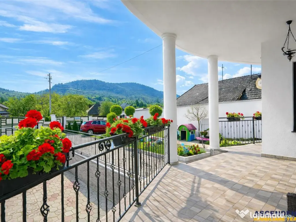 Resedinta distincta, mobilata cu rafinament, pe 1.000 mp ter 