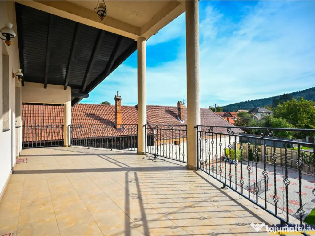 Resedinta distincta, mobilata cu rafinament, pe 1.000 mp ter 