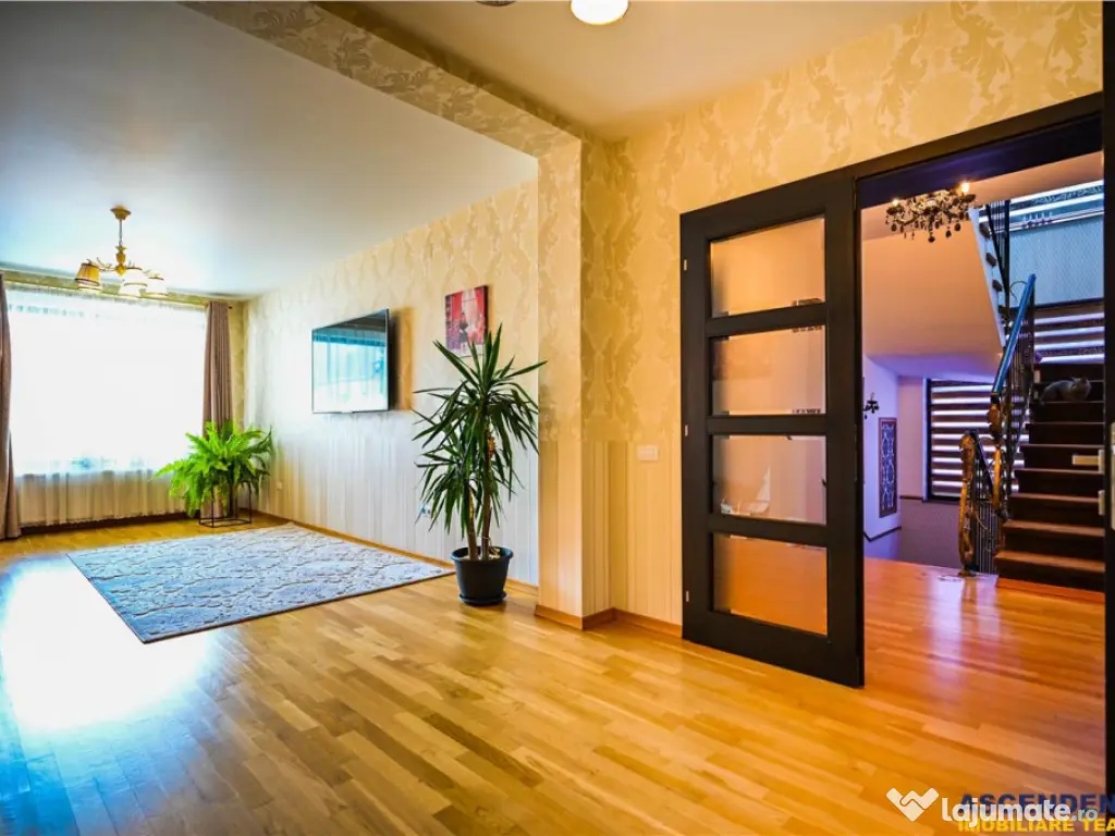 Resedinta distincta, mobilata cu rafinament, pe 1.000 mp ter 